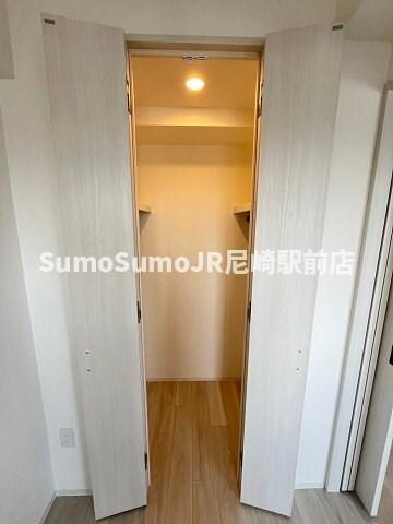 物件内観写真29　(便利な収納スペースです)