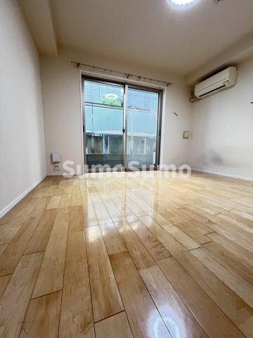 物件内観写真20　(居間です)