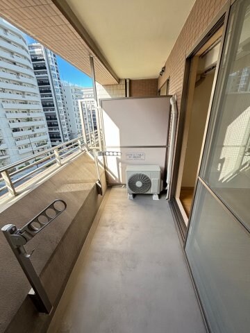 物件内観写真19　(広々としたバルコニーです)