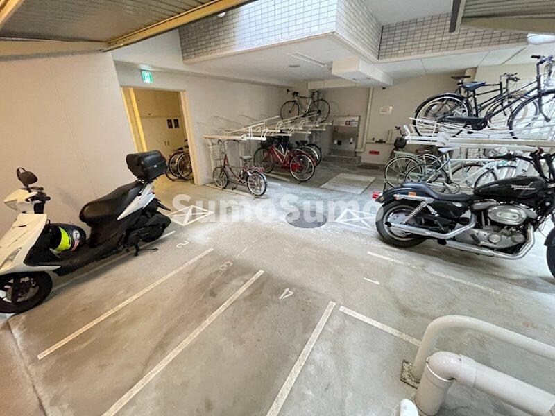 物件内観写真18　(外観もきれいです)