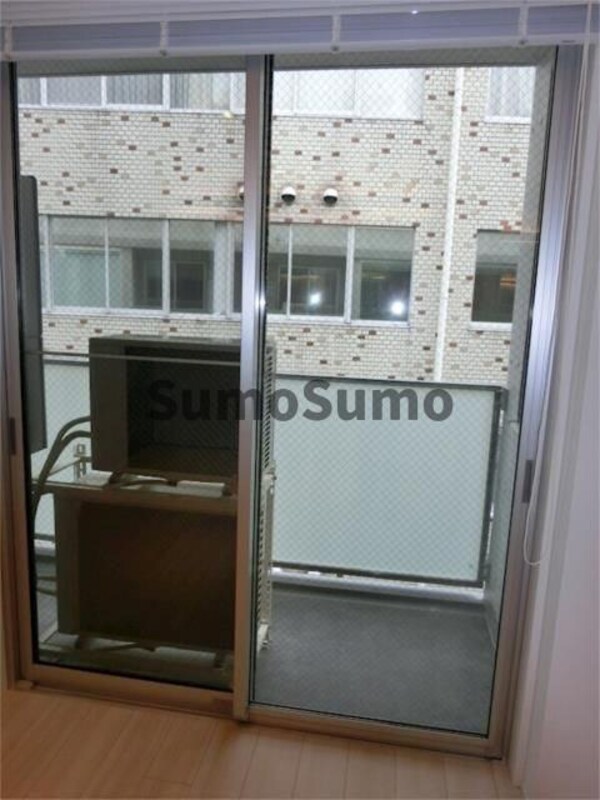 バルコニー(バルコニーがあります)