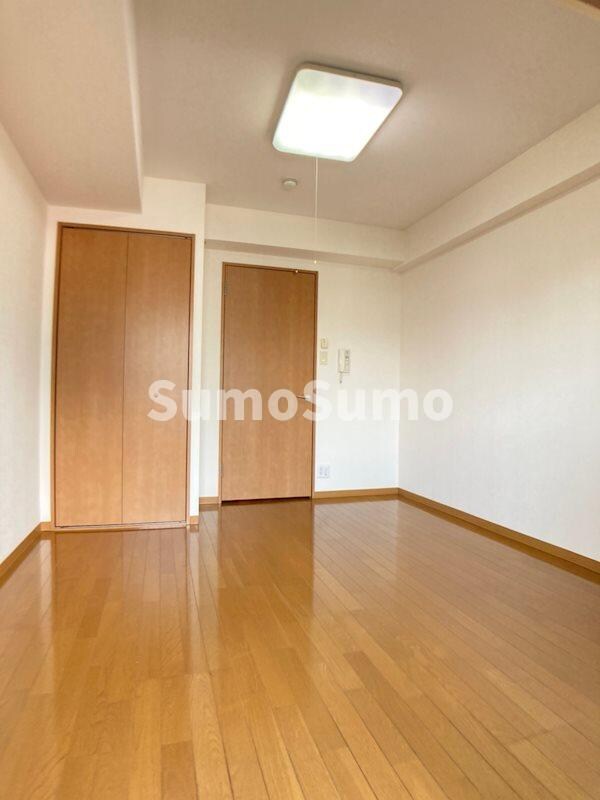 物件内観写真6　(リビングです)