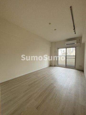 物件内観写真5　(ゆったり過ごせるリビングです)