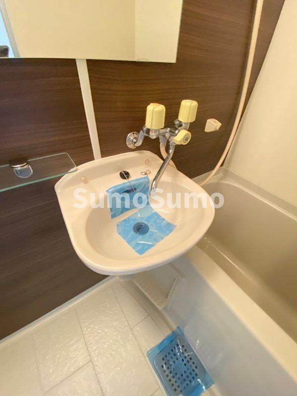 物件内観写真11　(使いやすい洗面所です)