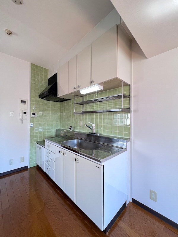 物件内観写真6　(お料理しやすいキッチンです)