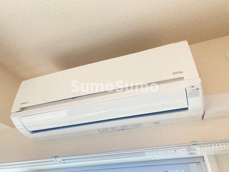 物件内観写真15　(おしゃれな居間です)