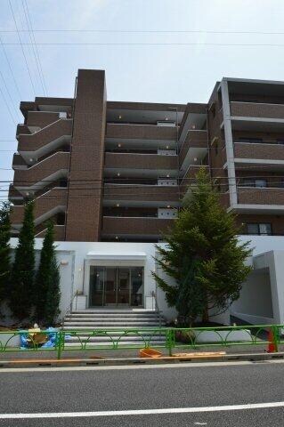 物件外観写真1　( )