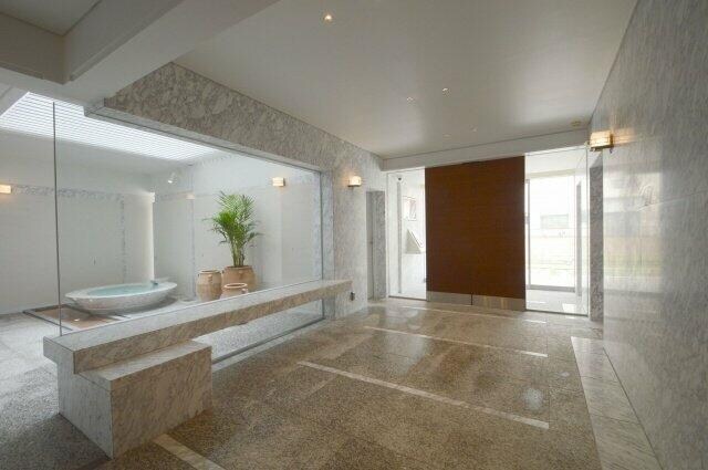 物件外観写真2　( )