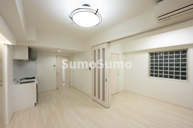 物件内観写真8　(居間です)