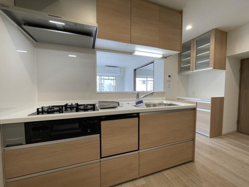 物件内観写真6　(お料理しやすいキッチンです)