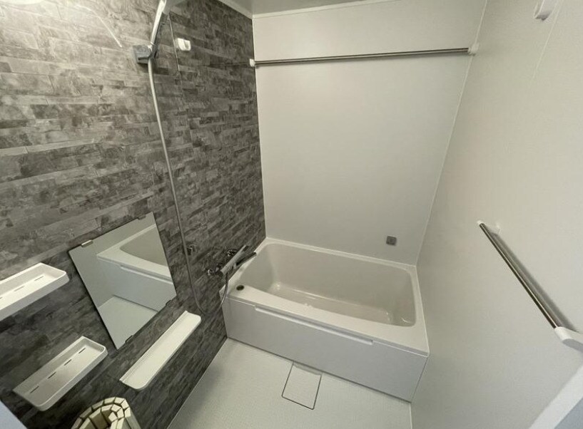 物件内観写真8　(お風呂で日々の疲れを落としましょう)