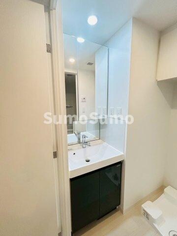 物件内観写真6　(スペースが確保できる洗面所です)