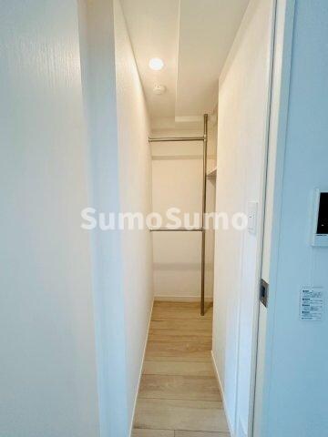 物件内観写真22　(きれいな玄関です)