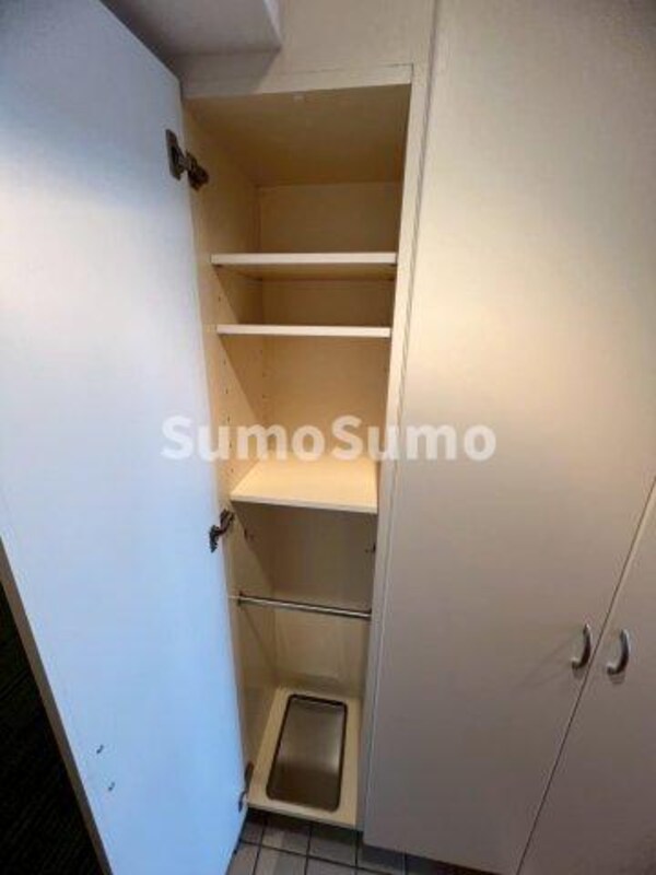 収納(便利な収納スペースです)