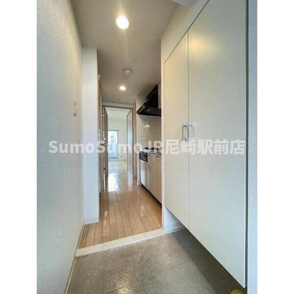 玄関(落ち着いた玄関です)