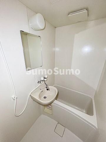 物件内観写真8　(お風呂です)