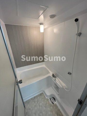 物件内観写真9　(コンパクトで使いやすいお風呂です)