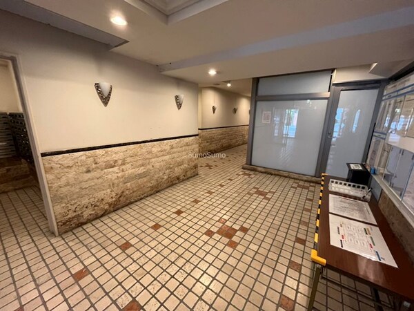 ロビー・ラウンジ