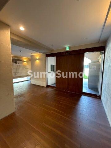 物件外観写真3　(建物の内部です)