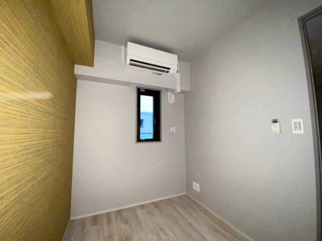 物件内観写真9　(使い勝手のいい寝室です)