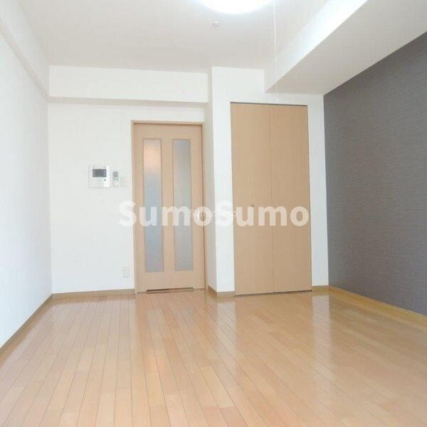 物件内観写真6　(使い勝手のいい寝室です)