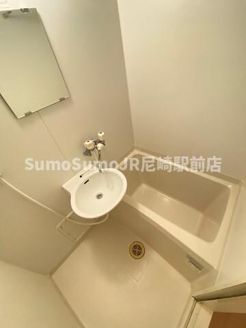 物件内観写真6　(日々の暮らしに欠かせないお風呂です)