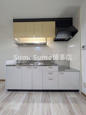 物件内観写真8　(お料理しやすいキッチンです)