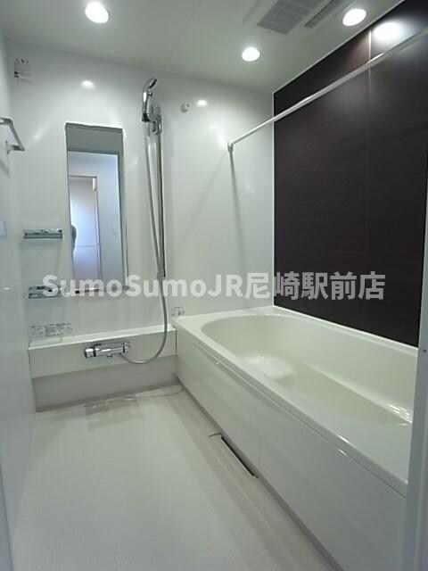 物件内観写真7　(お風呂です)