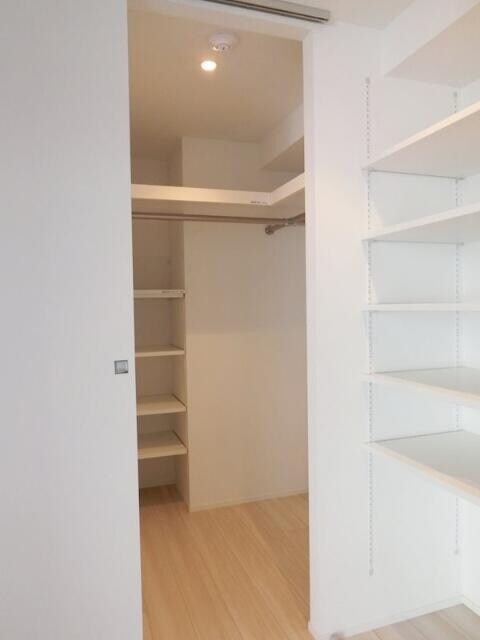 物件内観写真13　( )