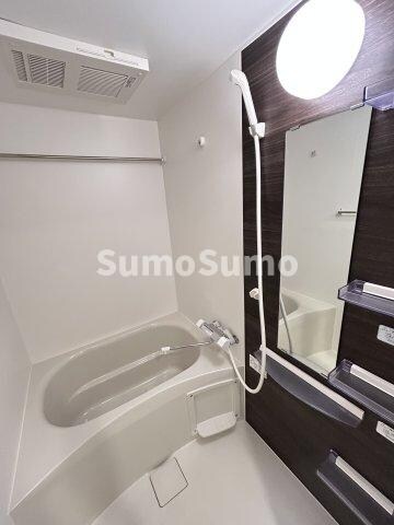 物件内観写真5　(きれいなお風呂です)