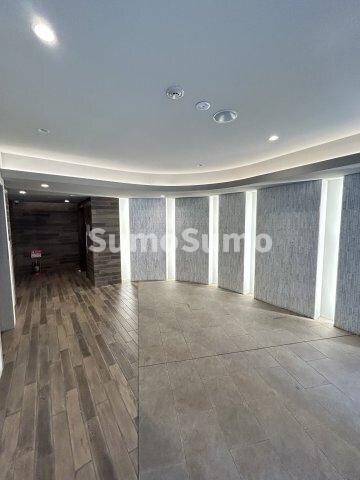 物件外観写真3　(建物の内部です)