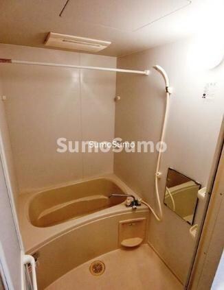 物件内観写真7　(コンパクトで使いやすいお風呂です)