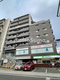 西鉄天神大牟田線 西鉄平尾駅 9階建 築28年の外観写真