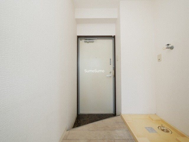 物件内観写真4　(玄関です)