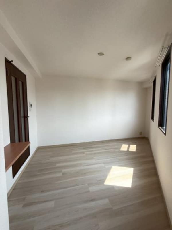 居室(おしゃれなリビングです)