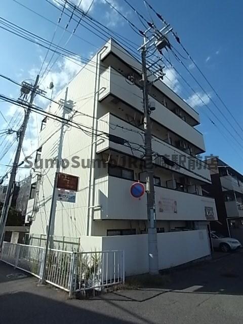 物件外観写真1　(外観もきれいです)