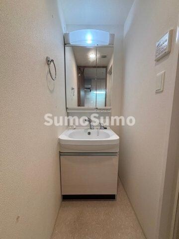 物件内観写真9　(スペースが確保できる洗面所です)