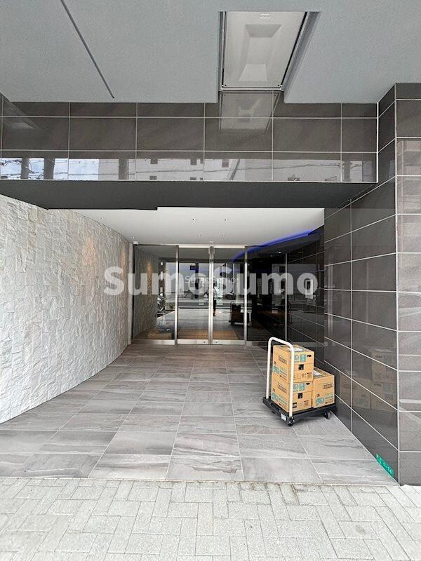 物件外観写真2　(建物の内部です)