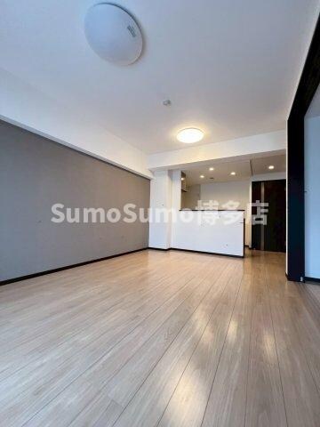 物件内観写真5　(居間です)