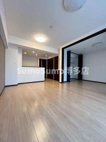 物件内観写真20　(おしゃれなリビングです)