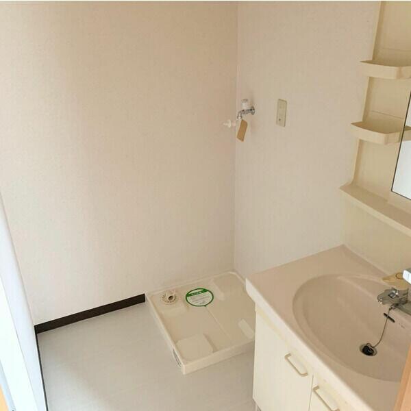 物件内観写真9　( )