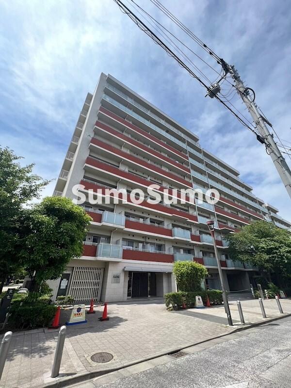 物件外観写真1　(外観もきれいです)