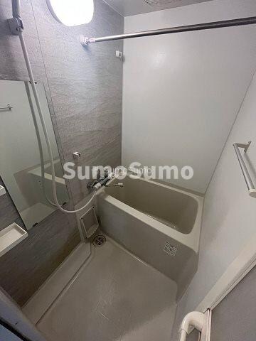 物件内観写真8　(落ち着いた空間のお風呂です)