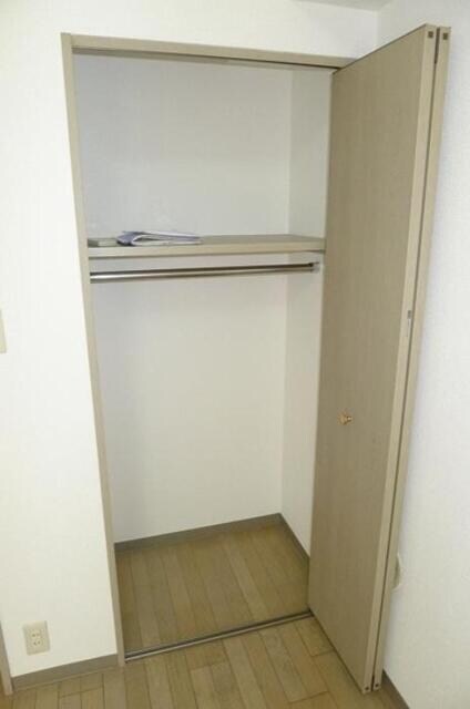 物件内観写真9　(クローゼット )