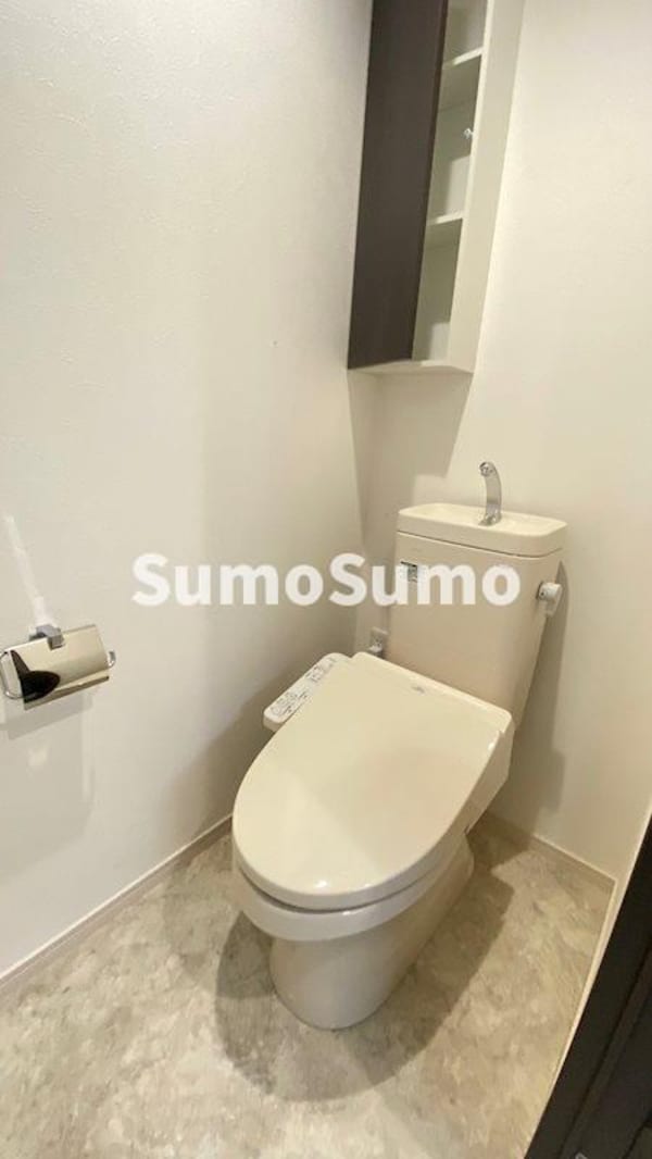 トイレ(シンプルで使いやすいトイレです)