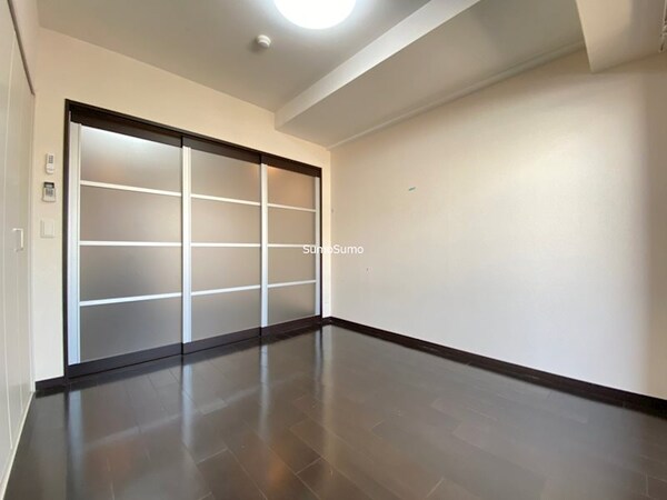 寝室(寝室です)