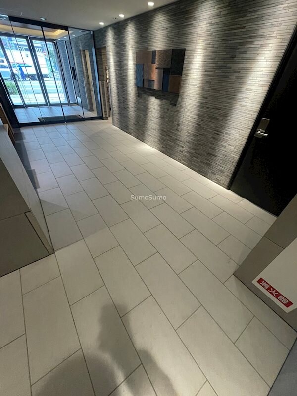 物件外観写真3　(毎日通るロビーはこのようになっています)