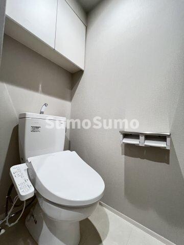 物件内観写真5　(シンプルで使いやすいトイレです)