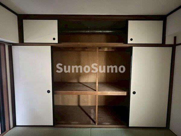 収納(こまごまとしたものを収納できそうですね)