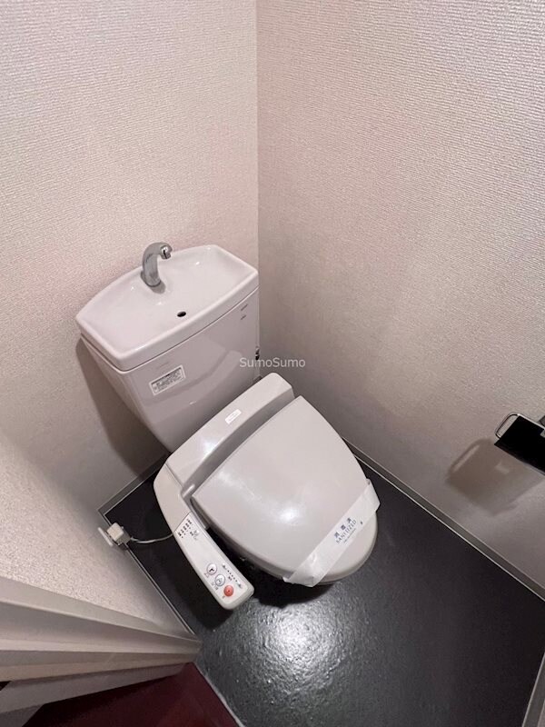 物件内観写真10　(シンプルで使いやすいトイレです)